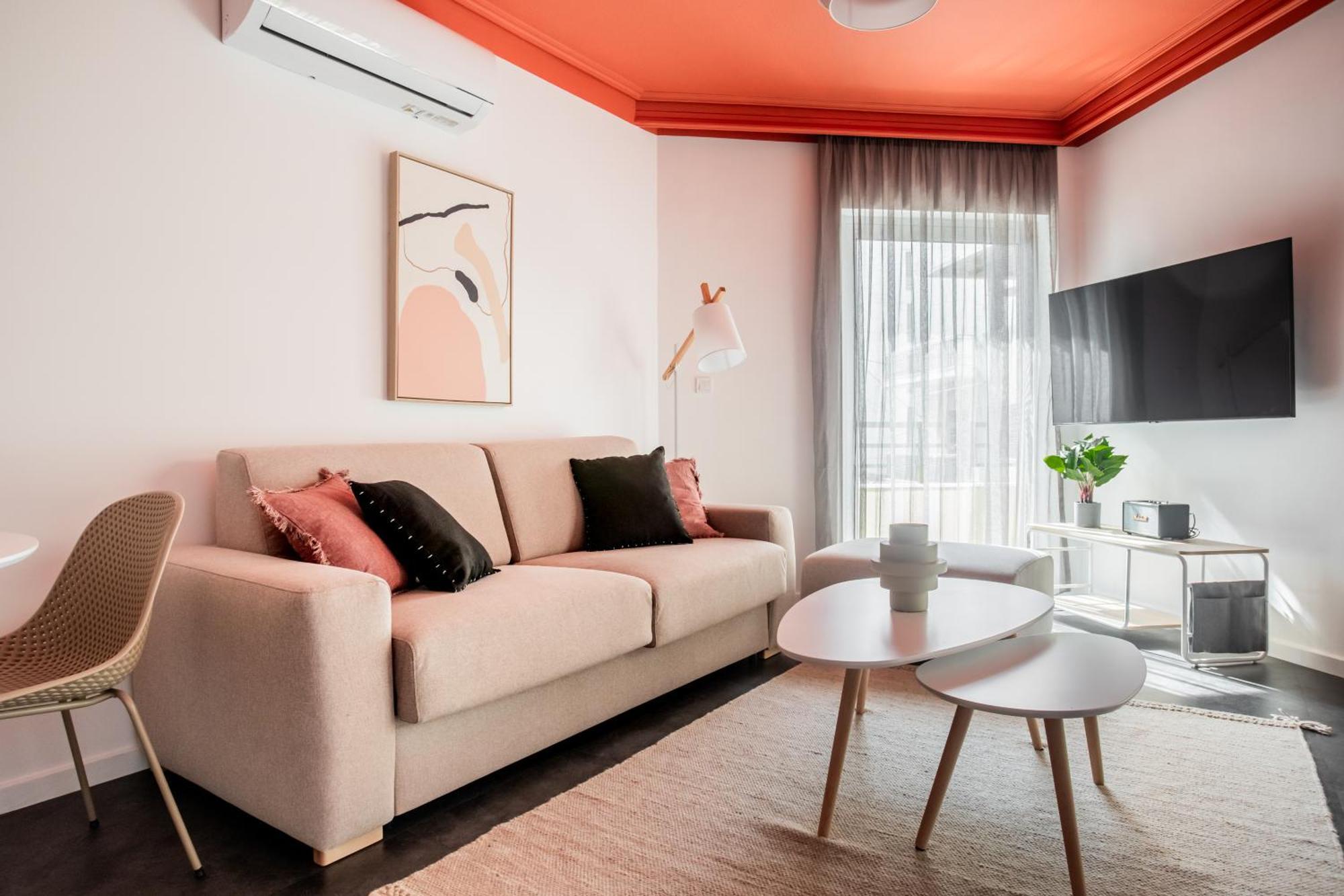 Onezerotwo By Zoia Living Aparthotel เอเธนส์ ภายนอก รูปภาพ