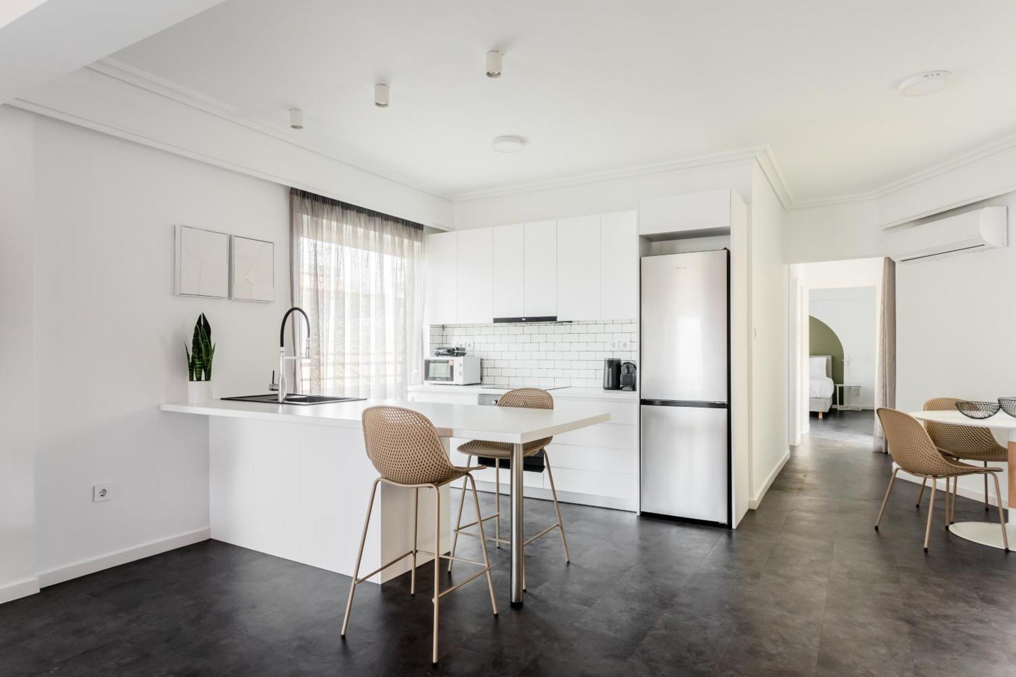 Onezerotwo By Zoia Living Aparthotel เอเธนส์ ภายนอก รูปภาพ