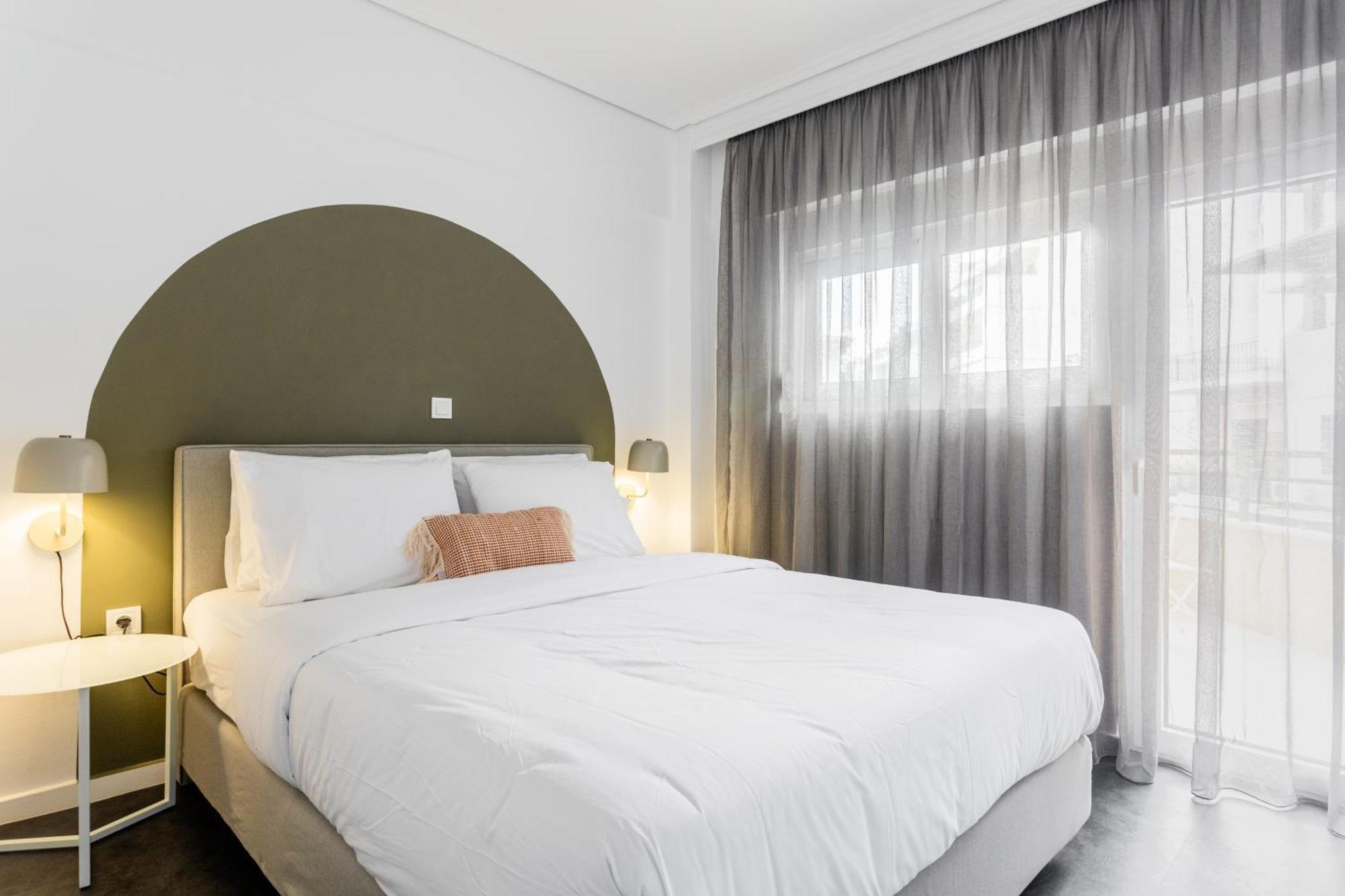 Onezerotwo By Zoia Living Aparthotel เอเธนส์ ภายนอก รูปภาพ