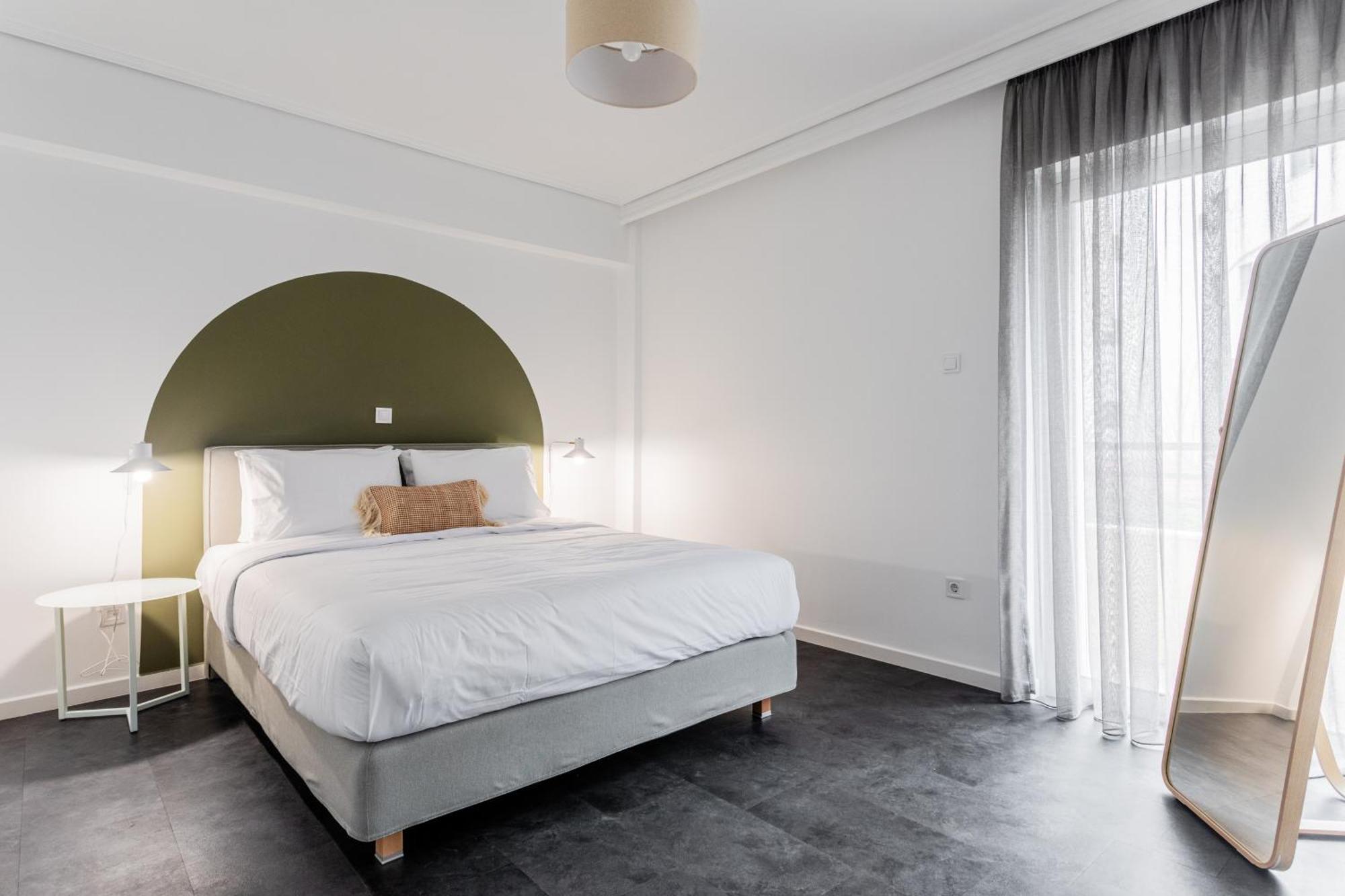 Onezerotwo By Zoia Living Aparthotel เอเธนส์ ภายนอก รูปภาพ