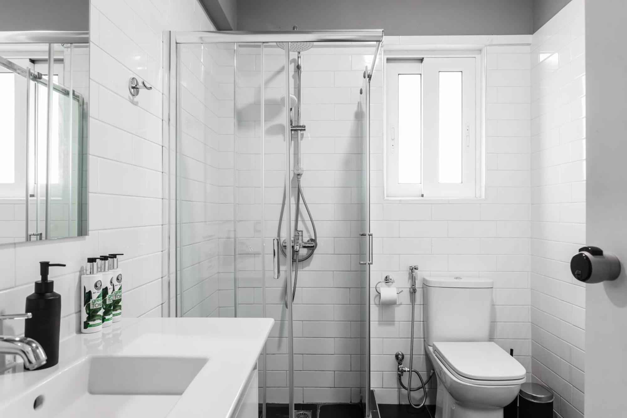 Onezerotwo By Zoia Living Aparthotel เอเธนส์ ภายนอก รูปภาพ
