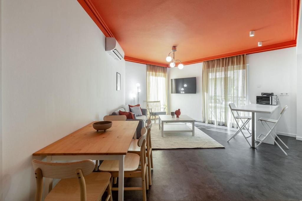 Onezerotwo By Zoia Living Aparthotel เอเธนส์ ภายนอก รูปภาพ