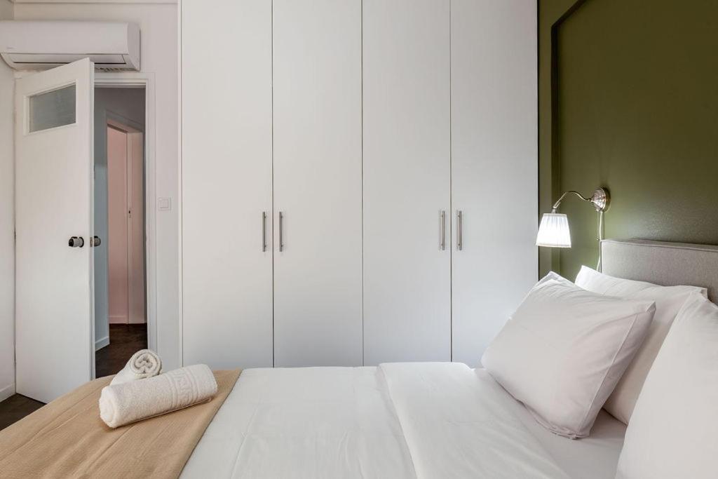 Onezerotwo By Zoia Living Aparthotel เอเธนส์ ภายนอก รูปภาพ