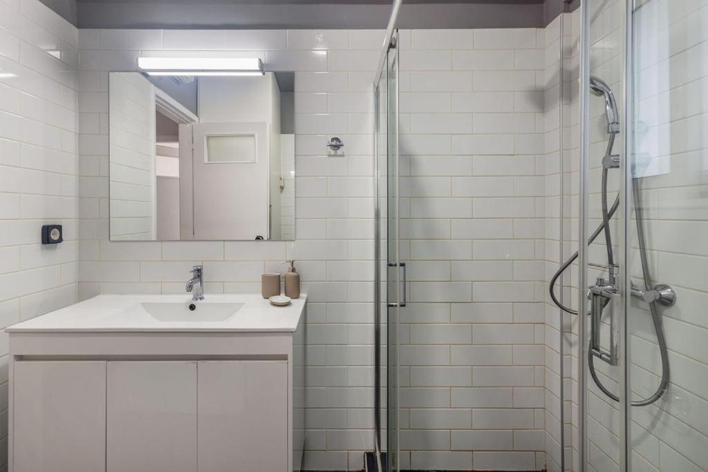 Onezerotwo By Zoia Living Aparthotel เอเธนส์ ภายนอก รูปภาพ